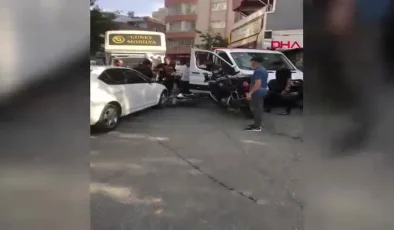 Ehliyetsiz ve Kasksız Motosiklet Sürücüsü Kaçmaya Çalışırken Yakalandı