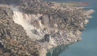 Siirt’te Heyelan Sonrası Arama Çalışmaları Devam Ediyor